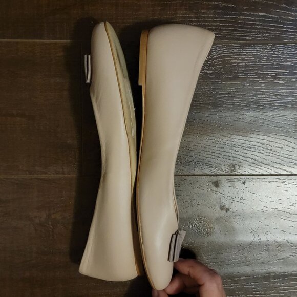 New Bruno Magli Mina Ballet Flats Womens 8.5 Bow Beige Light Academia Luxury - Picture 3 of 8